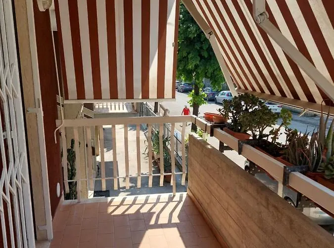 #Gioia22 Design Moderno A Due Passi Dal Mare Il Tuo Rifugio Di Stile E Relax 아파트 마르틴시쿠로